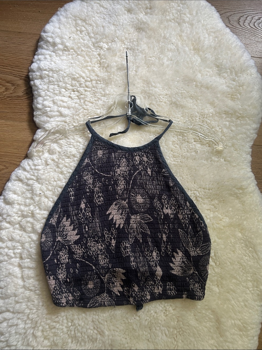14”-18”urban outfitters  Ptp Floral Halter Crop Top - Black/Cream